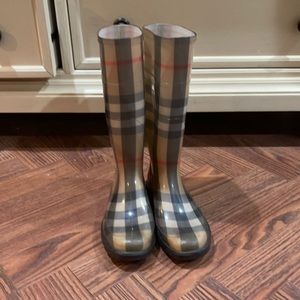 Authentic Burberry Rainboots size 7